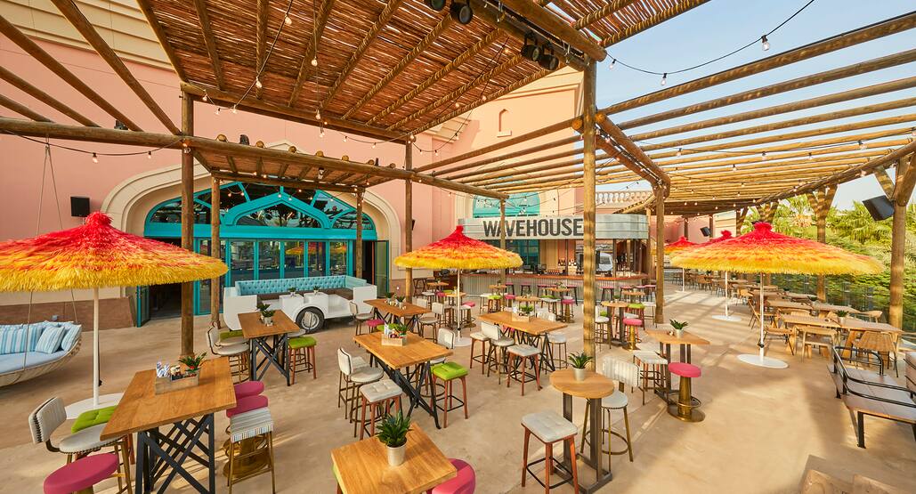 Review Ruby Red Flamingo Red Flamingo Bar Restaurant Interior Ruby Red
